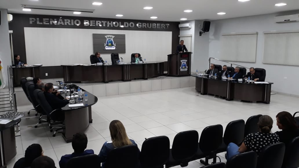 SESSÃO ORDINÁRIA DE 08 DE ABRIL DE 2019